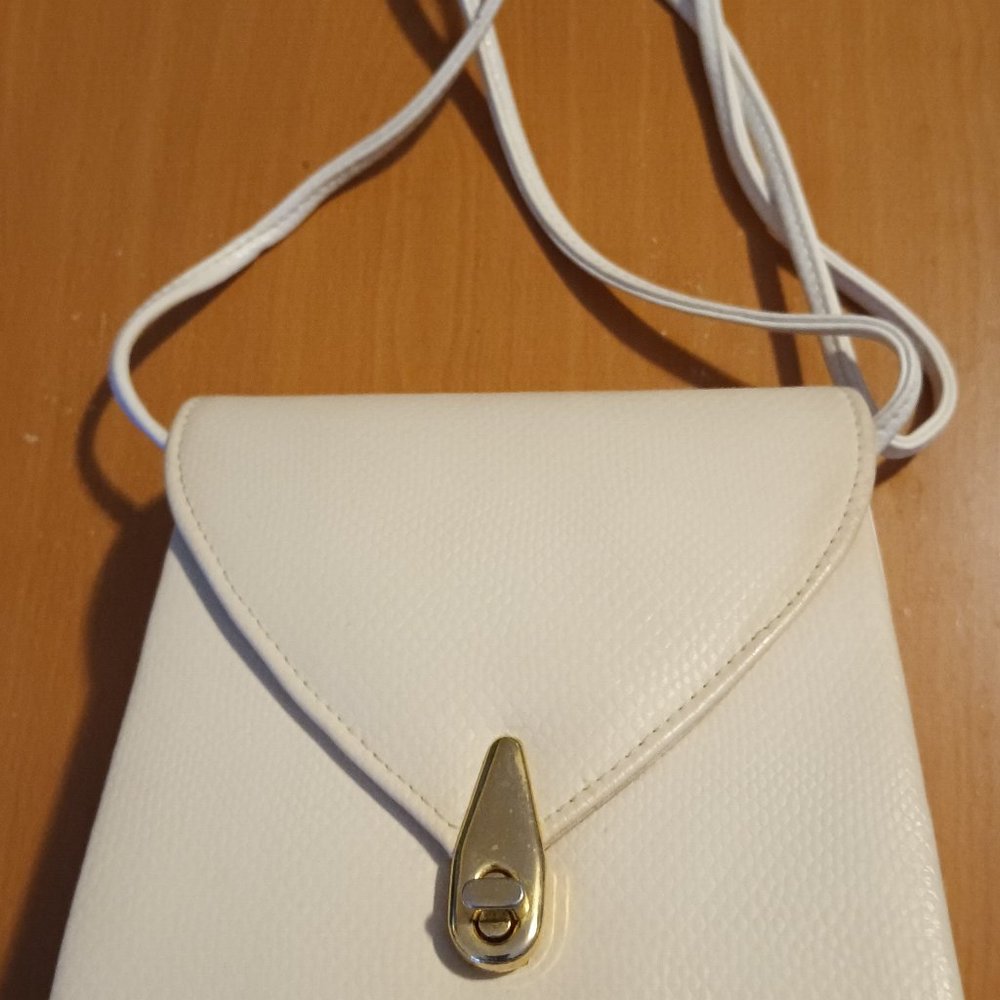 Beige Ande Purse (New) - 6 1/2" x 7" with Shoulder Strap